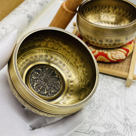 Classic brass singing bowl, view 2