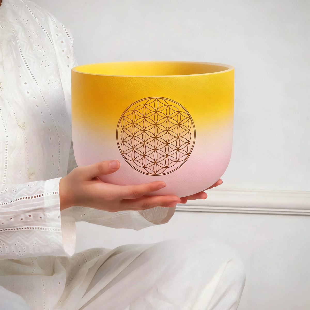 8 inch coloured crystal singing bowl, view 17